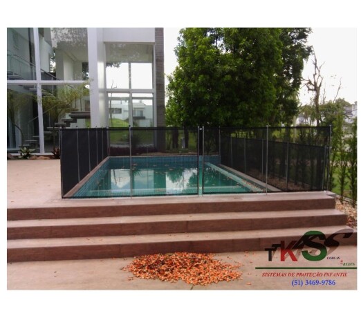 cercamento-de-piscina-100-removvel-porto-alegre-centro-servicos-especializados-no-154205620-big-0