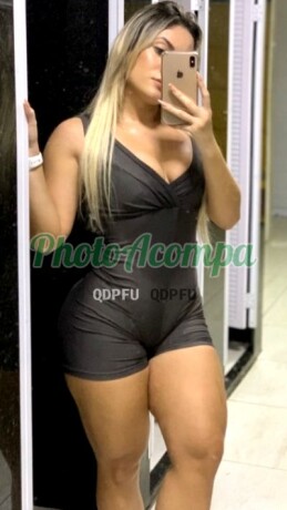 fernandinha-fernanda-loira-linda-bronzeada-e-toda-gostosa-big-0