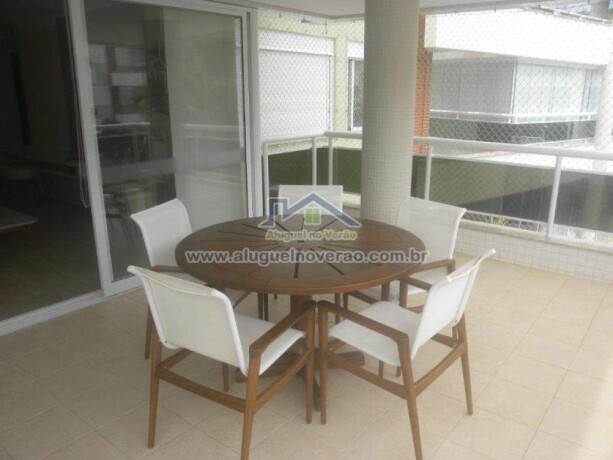 apartamento-de-temporada-em-praia-brava-florianopolis-santa-catarina-apartamentos-praia-brava-florianopolis-aluguel-no-verao-big-1